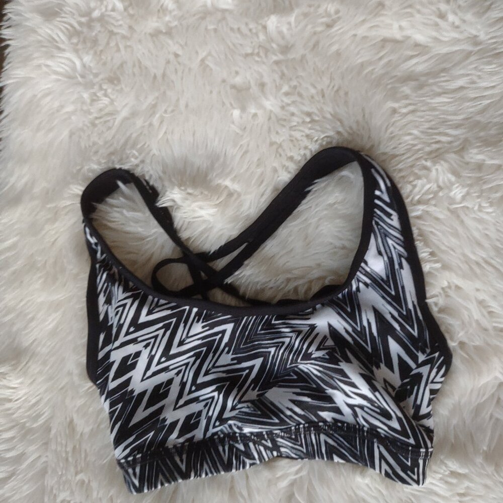 CORE performance black/white sports bra LW